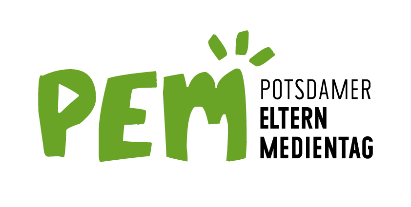 Buchstaben P,E und M in Grün, das M hat drei grüne Striche oben, wie ein Krönchen